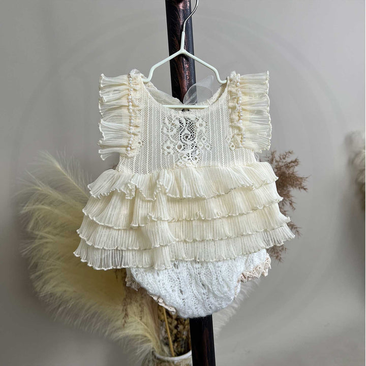 Vestido de recién nacido con tutú beige