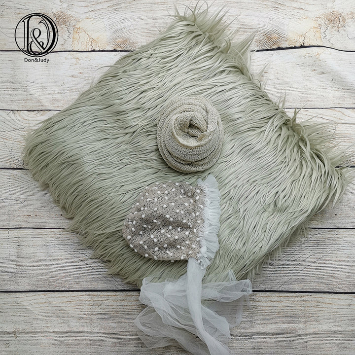 Faux Fur Blanket Baskety Wrap Hat Set