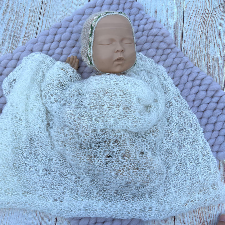 Green Flower Bonnet