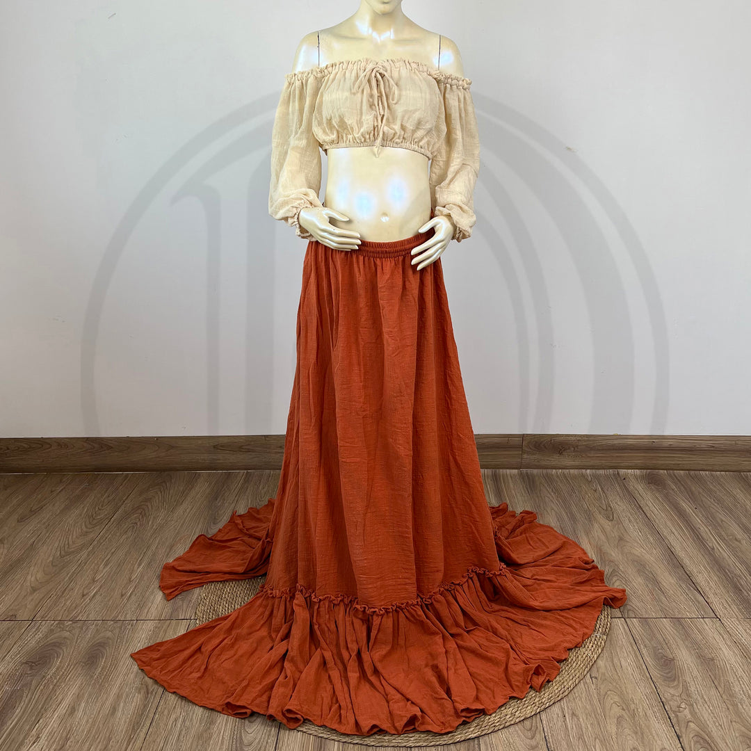 Lynn Gown