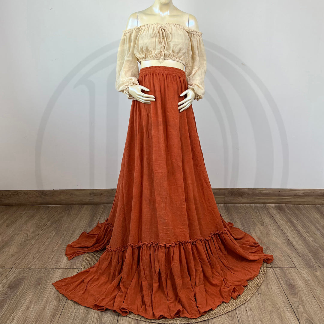 Lynn Gown